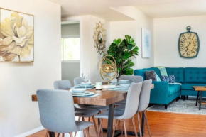 Cozy, Tempe Getaway! Prime Location, Sleeps 8